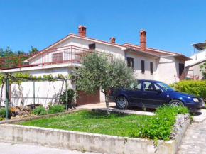 Apartments Pjescana Uvala/Istrien 17335